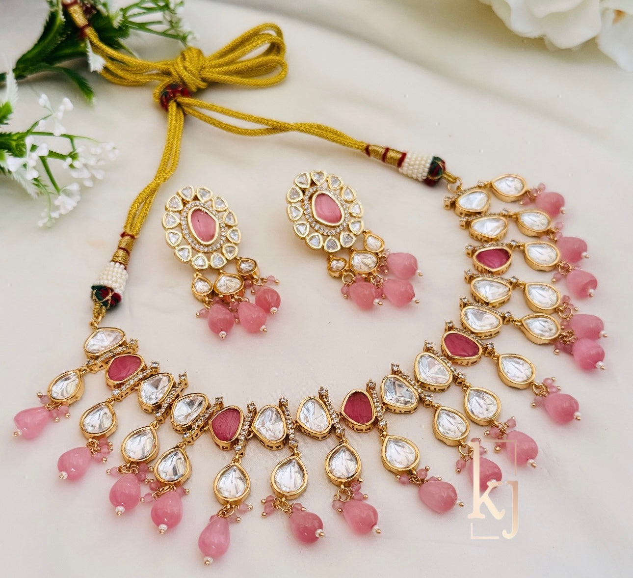 Zhuri Necklace set