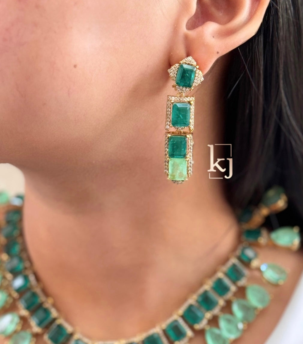 Leila necklace set
