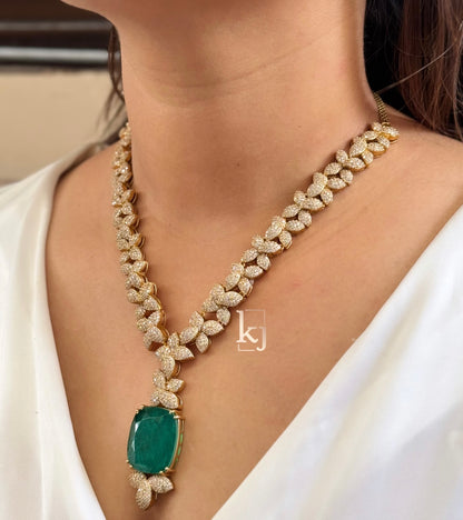 Ozira necklace set