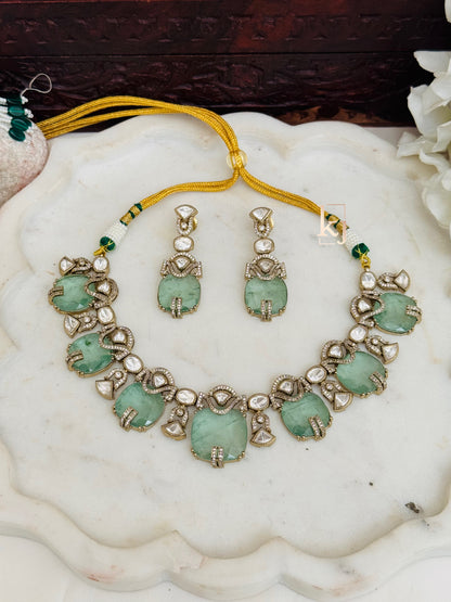 Vring necklace set