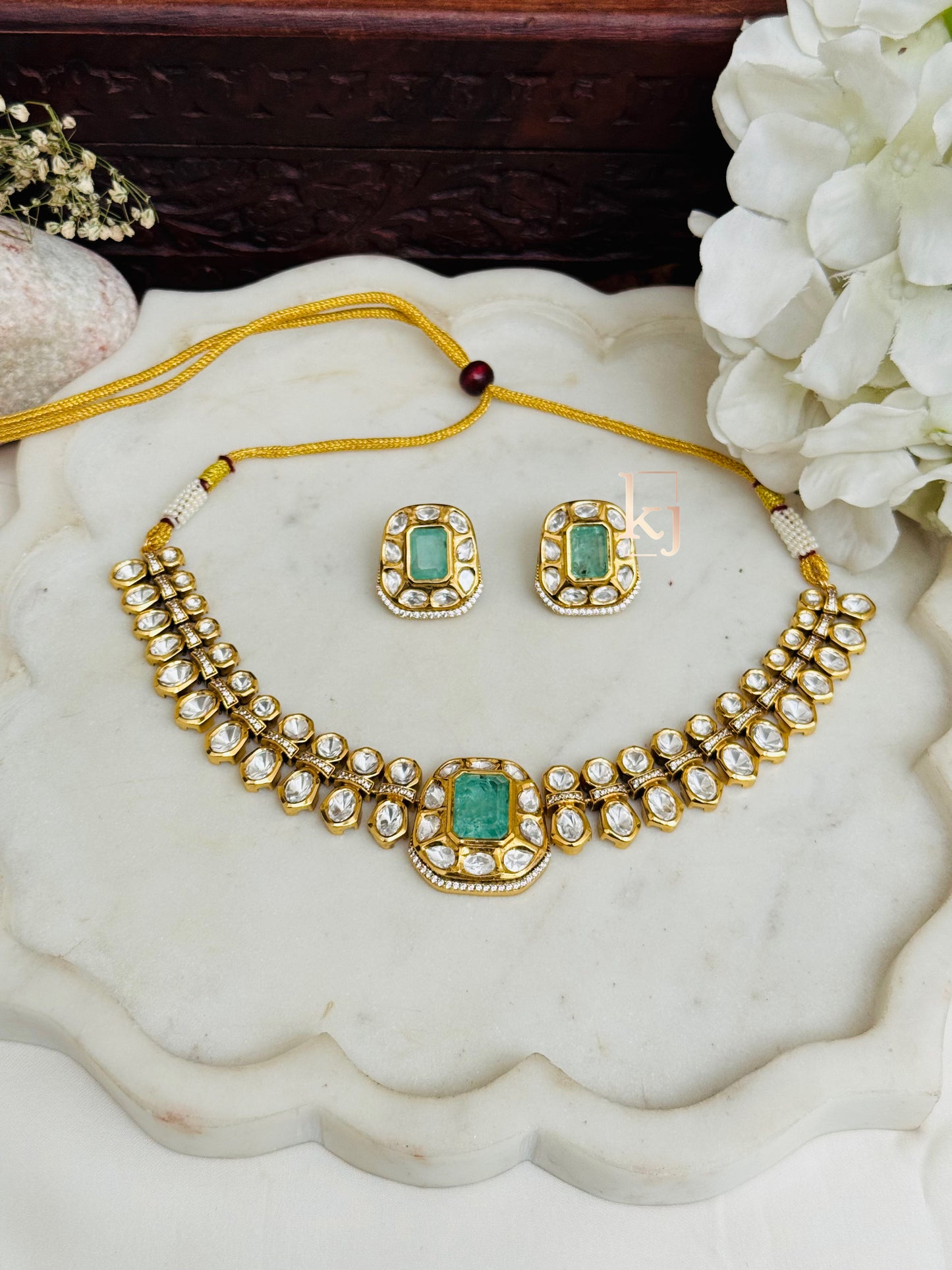 Aeliana necklace set