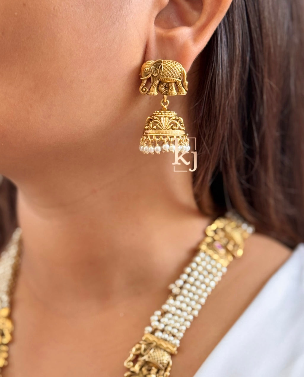Anova long necklace set