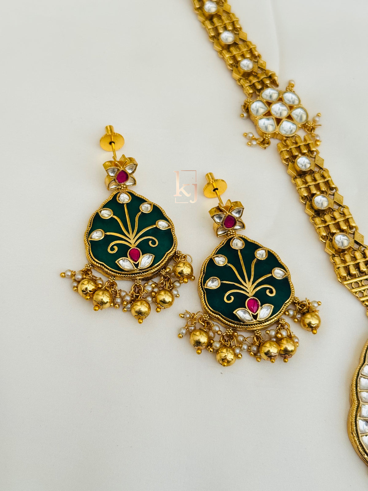 Sage pendant set