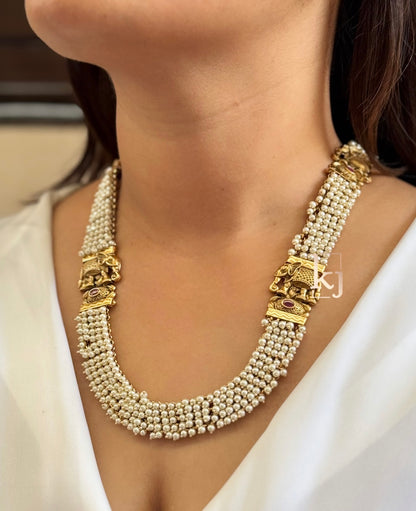 Anova long necklace set