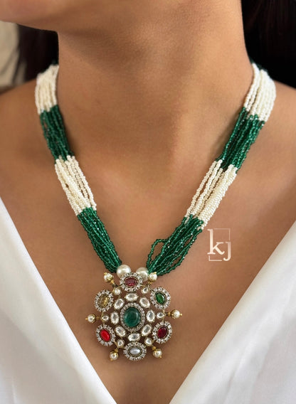 Gertrude pendant set