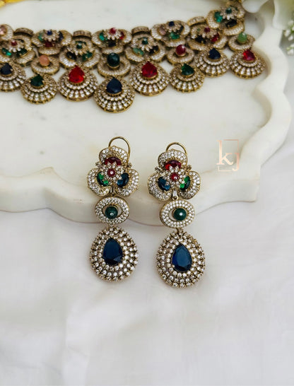 Serafina Choker set
