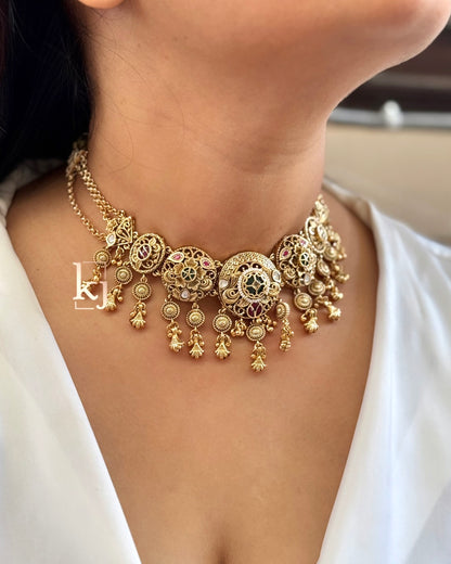 Thrushi necklace set