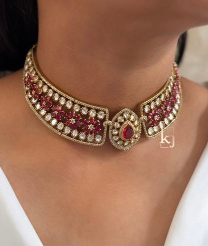 Neve choker set