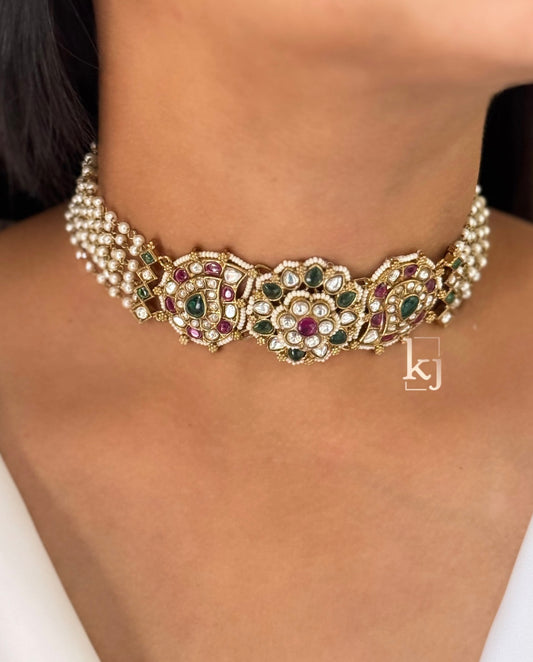 Maren choker set