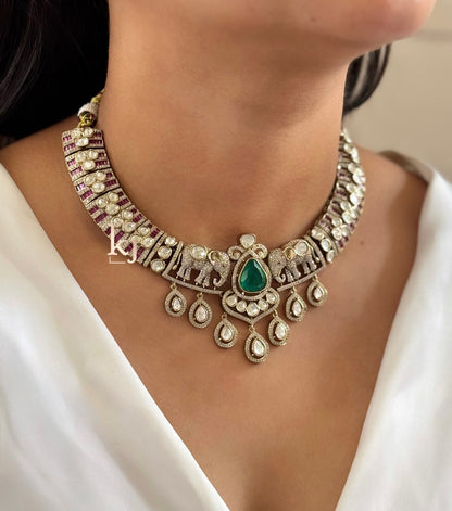 Nina necklace set