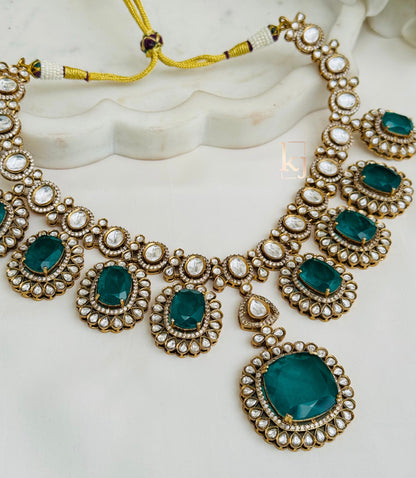 Eryn necklace set