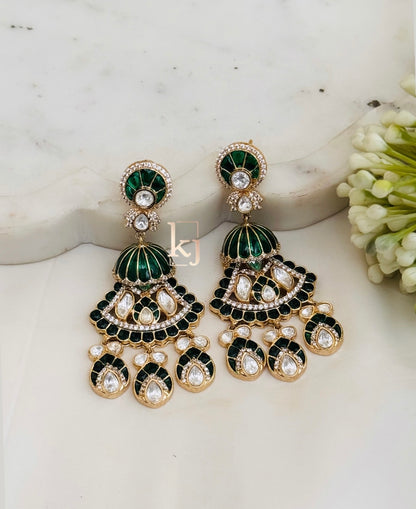 Nio earrings set