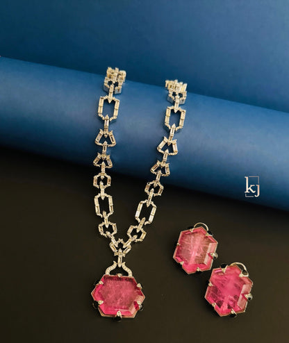 Inez pendant set