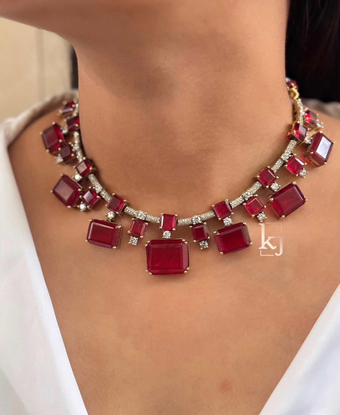 Shrip necklace set