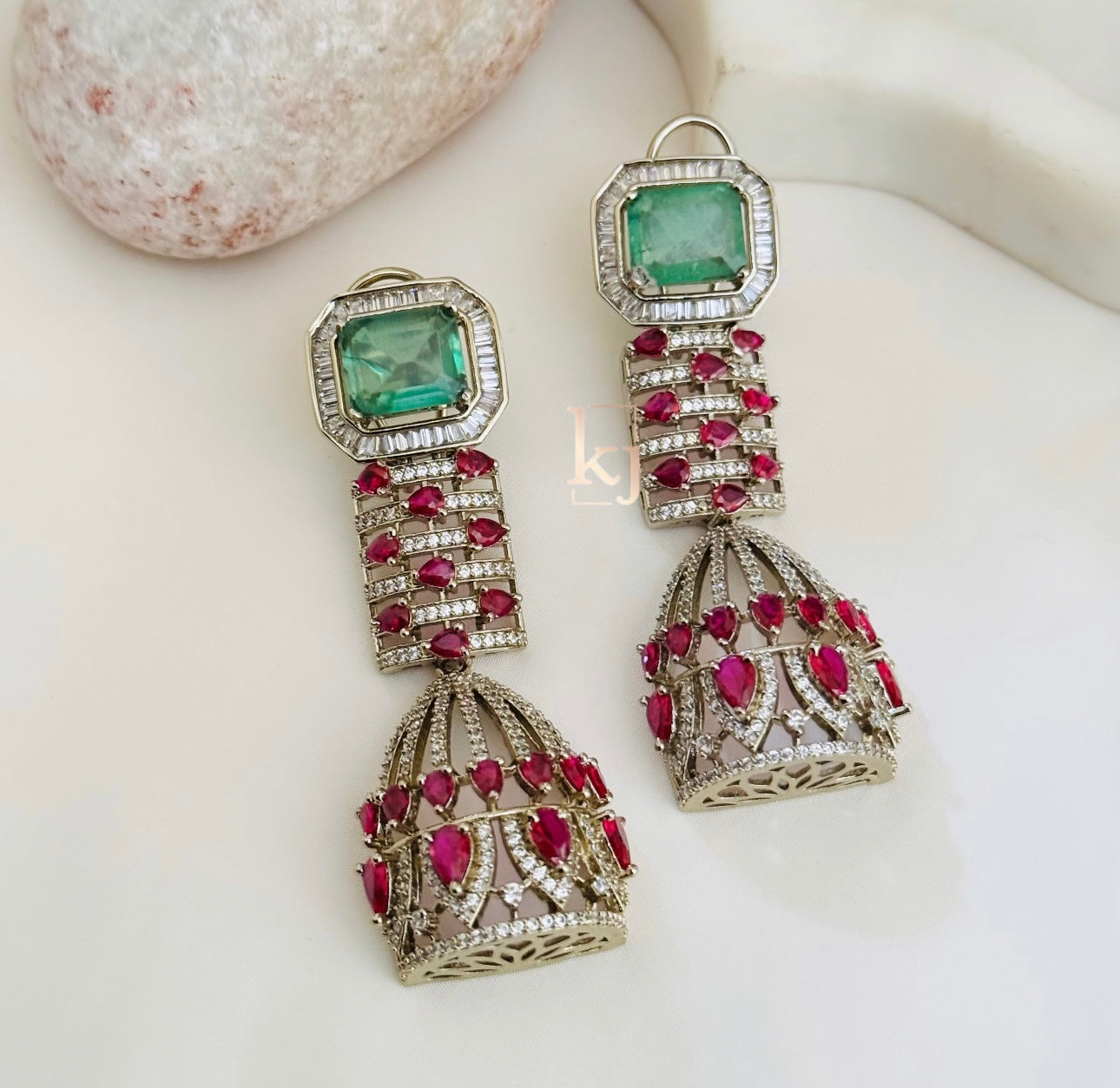 Denvi necklace set