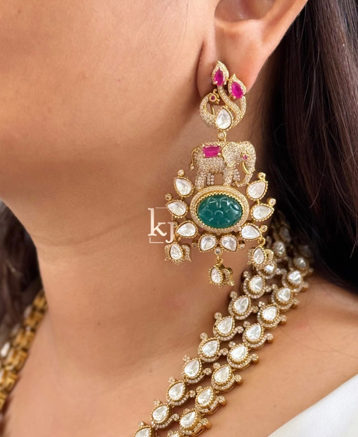 Mirzana necklace set