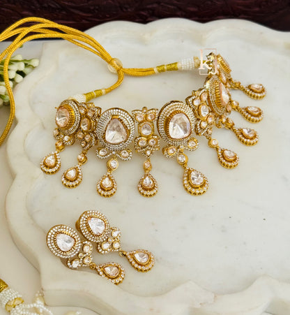 Sarai choker set