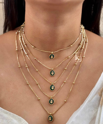 Lira 5 layer elegant necklace set