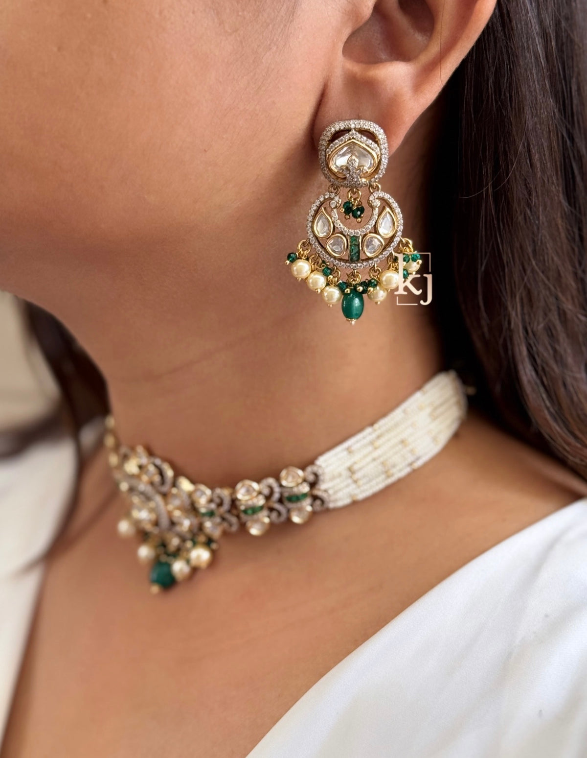 Kiaa choker set