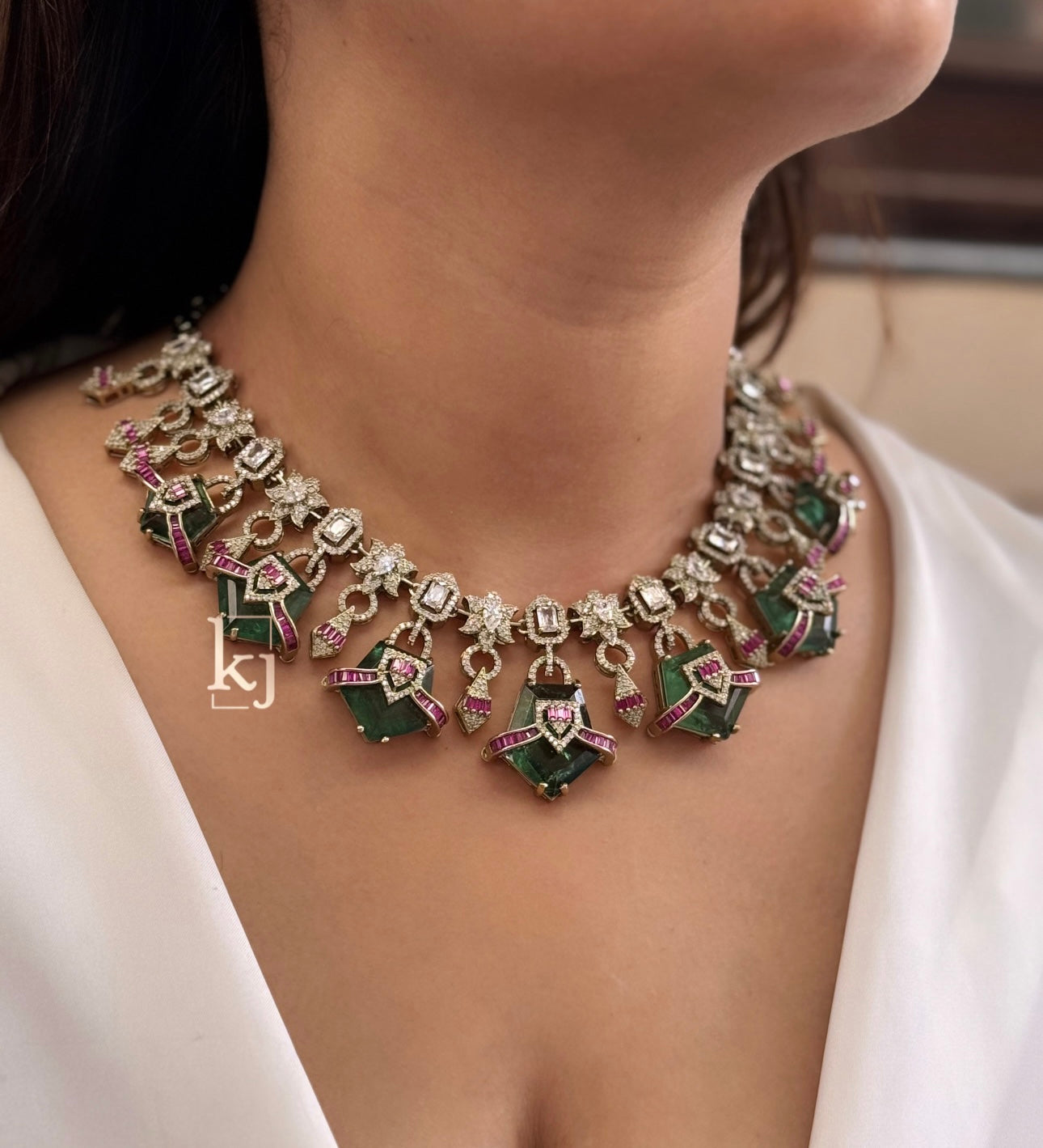 Sivara necklace set