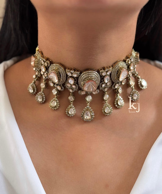 Sarai choker set