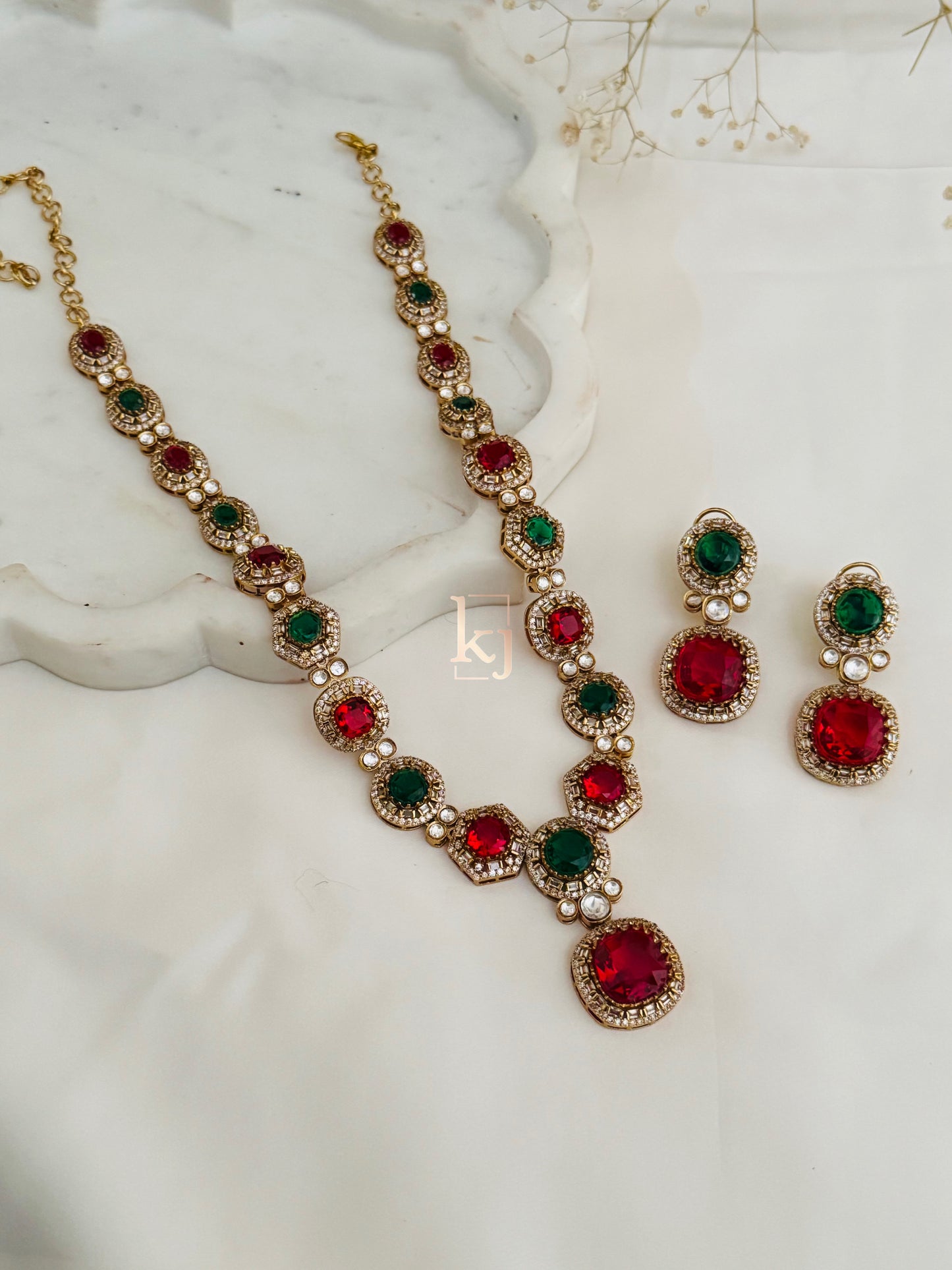 Marissa pendant set