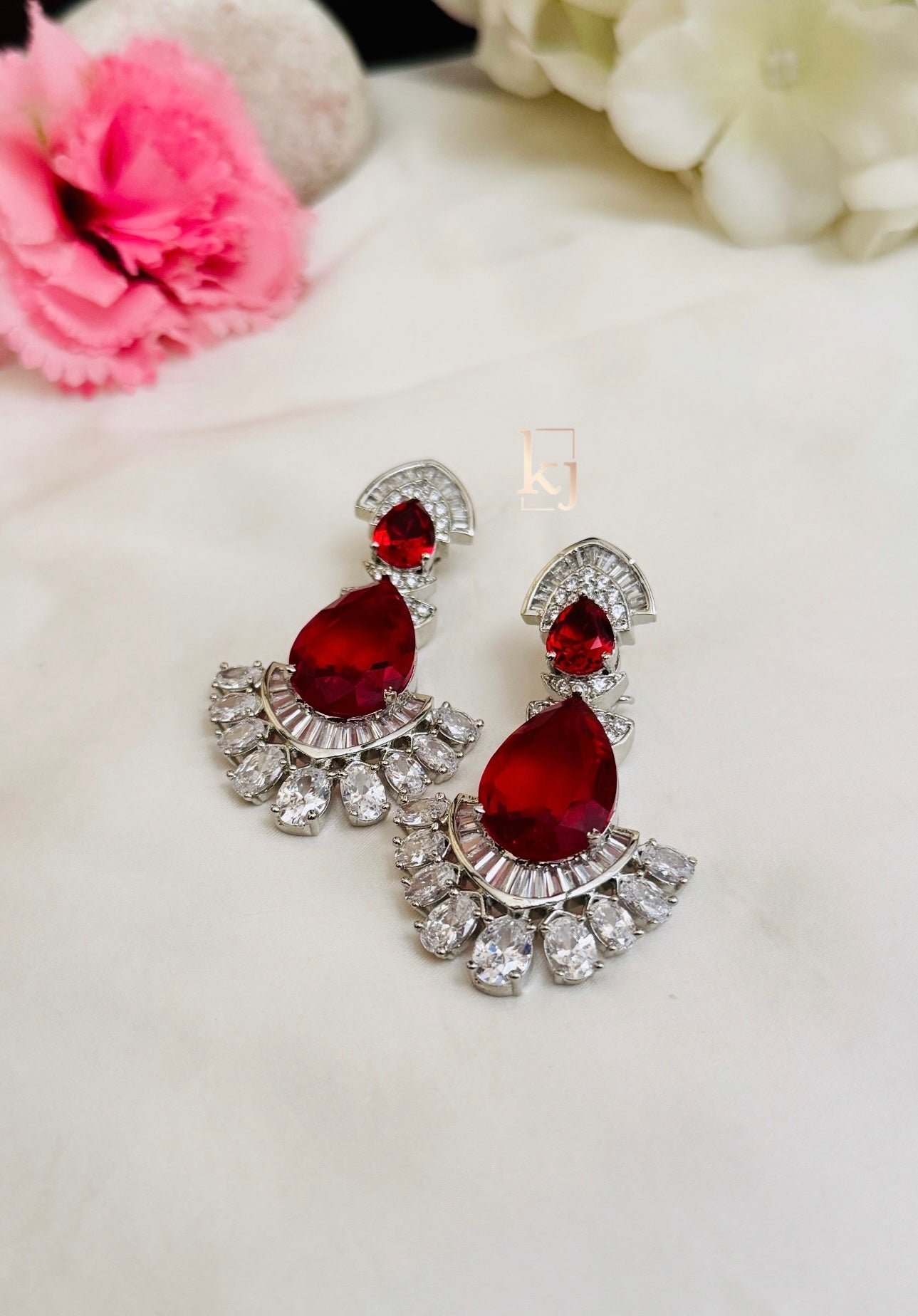 Akira Earrings set