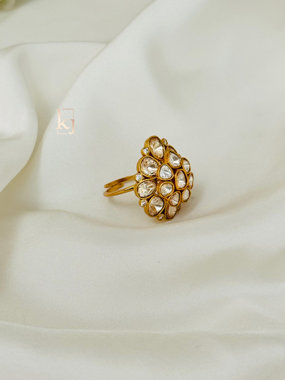 Sian ring