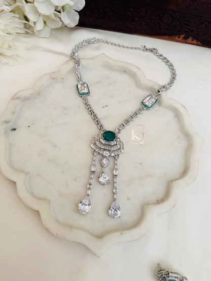 Nyx pendant set