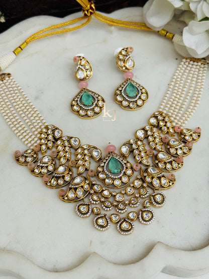 Roche necklace set