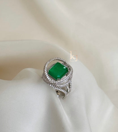 Ariella ring