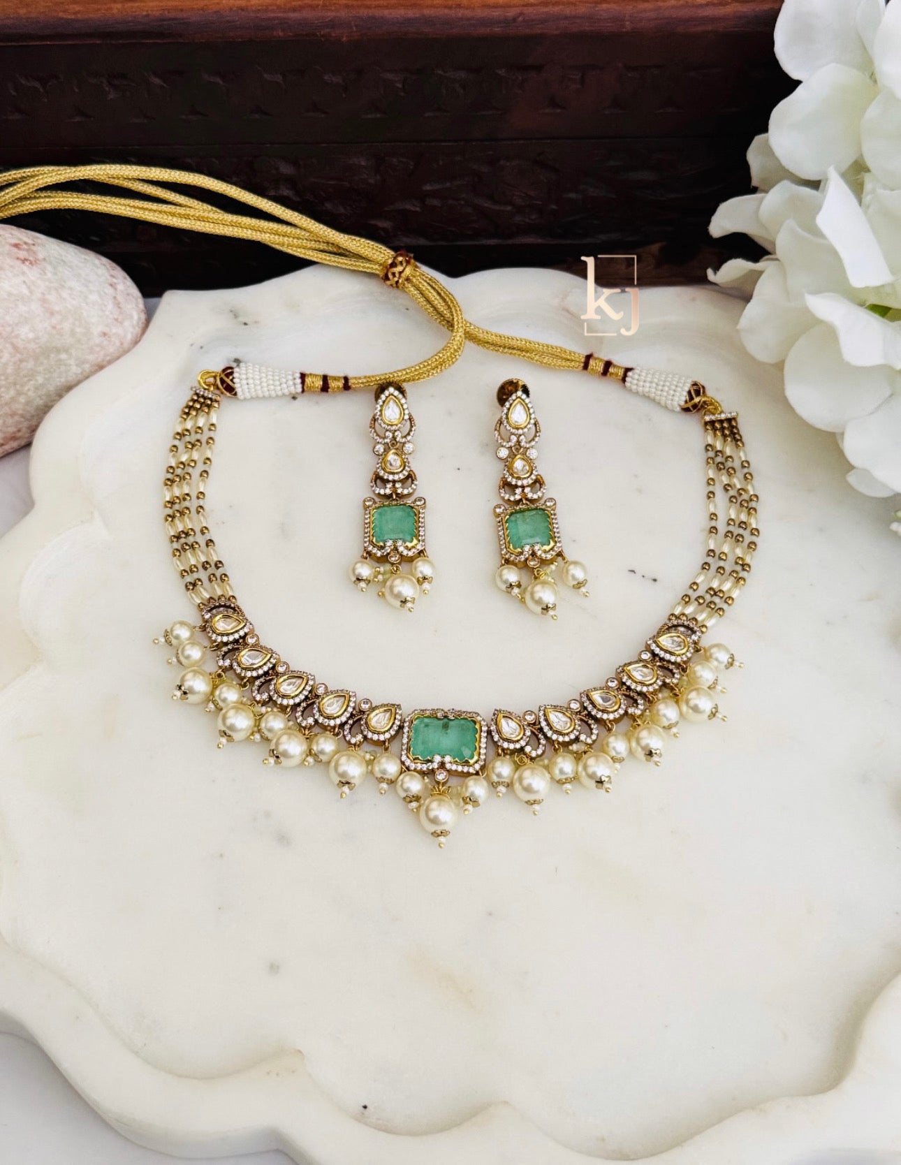 Noa choker set
