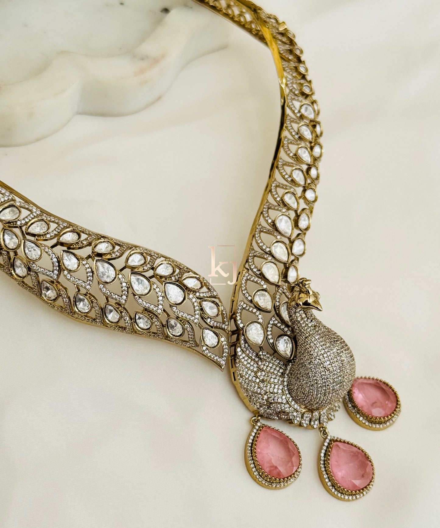 Niraka necklace set
