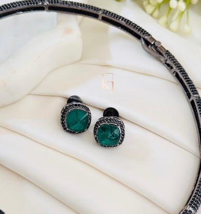 Ruzi necklace set