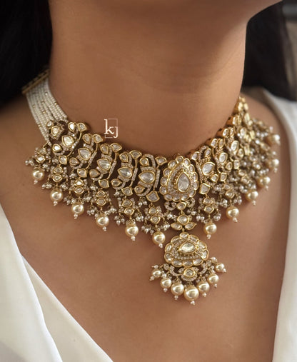 Liza choker set