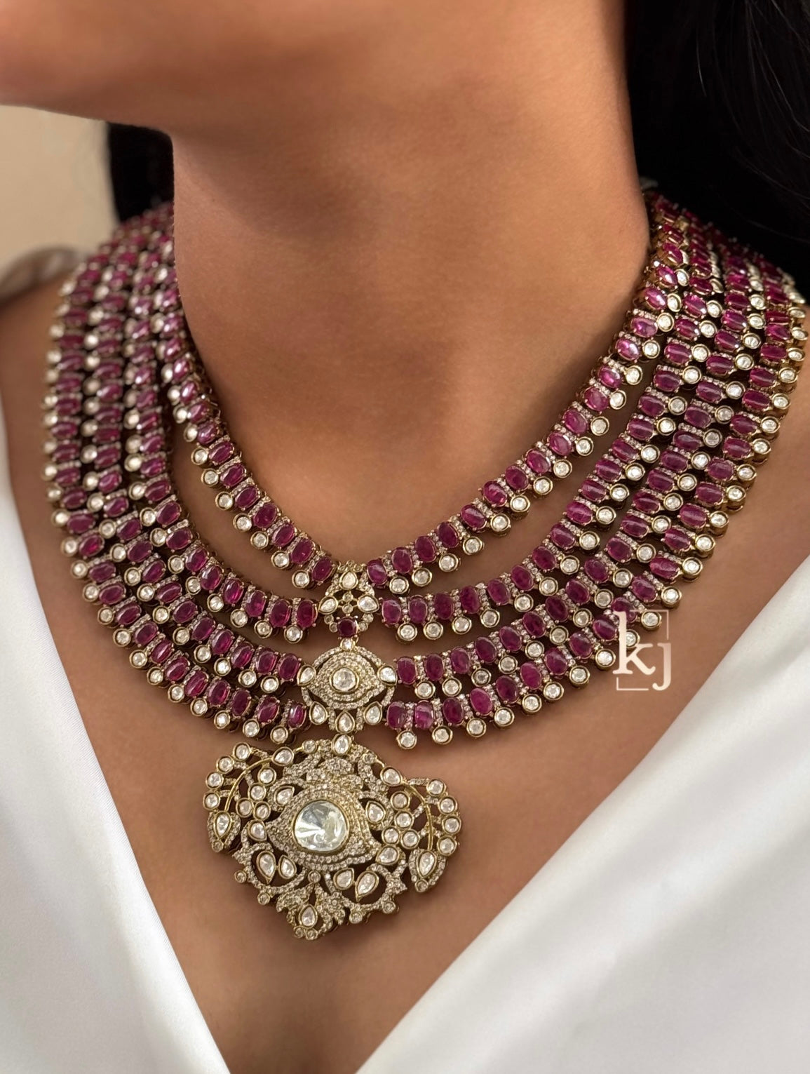 Shrija necklace set