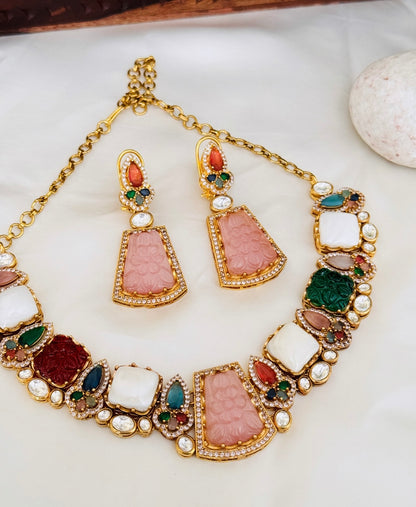 Dina necklace set