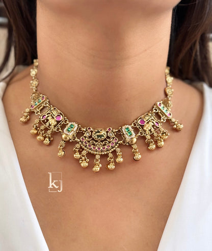 Helly necklace set
