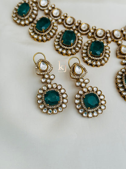 Eryn necklace set