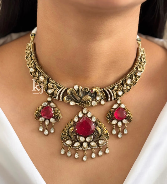 Tessa necklace set