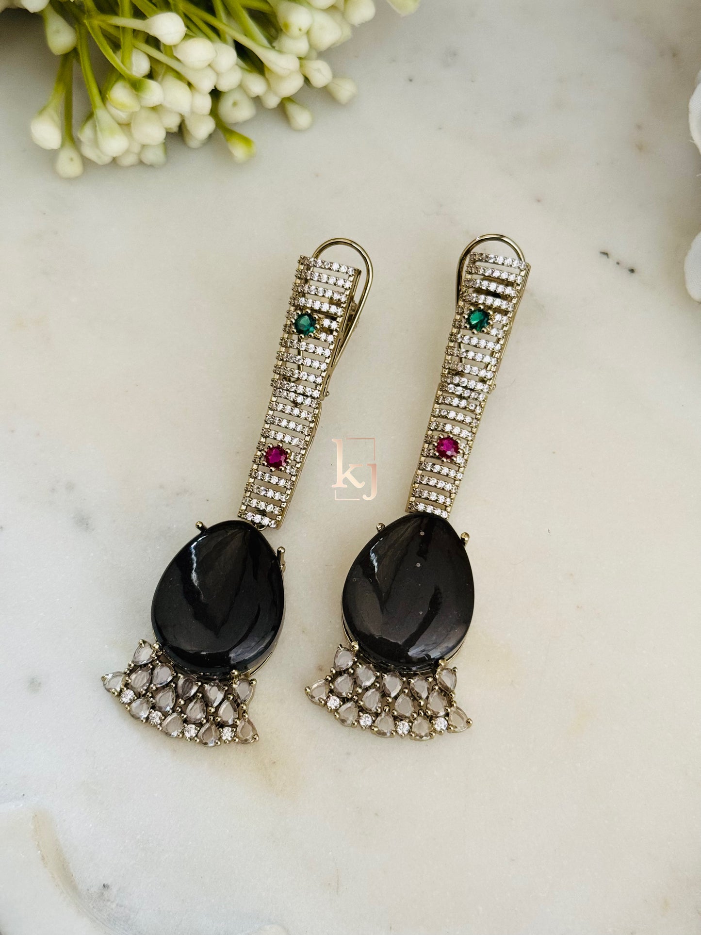 Veniza earrings set