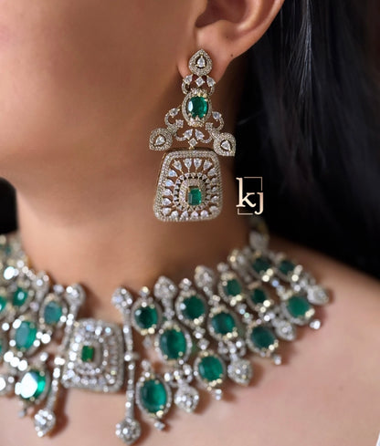 Fwan Necklace set