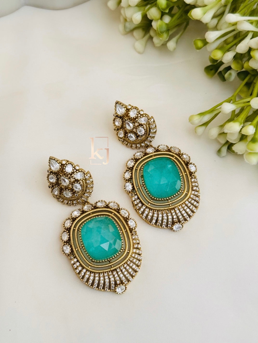 Zironi earrings set
