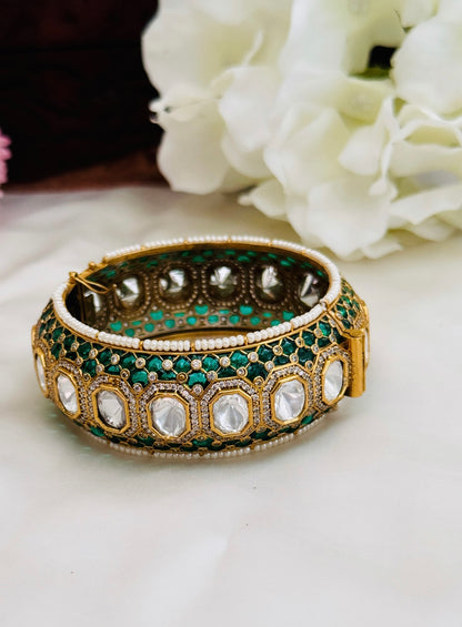 Salema bangle kada