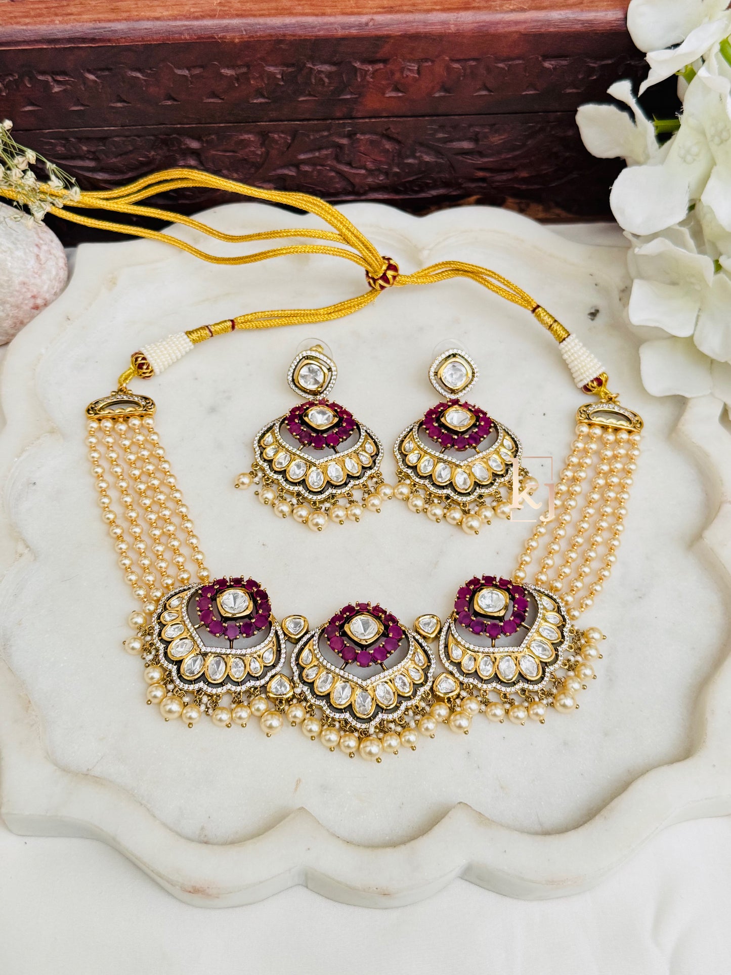 Zinaya necklace set