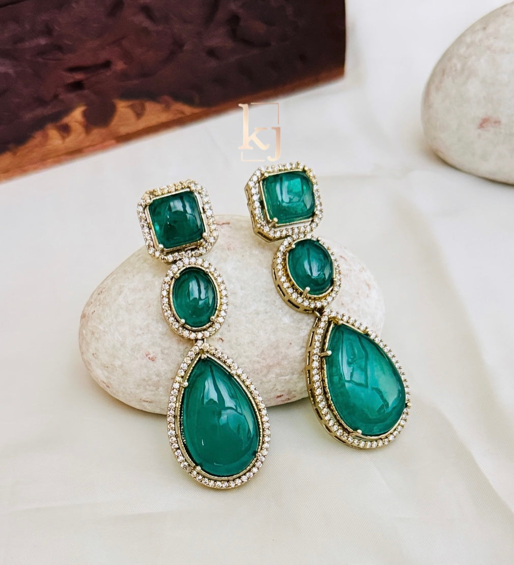 Mia Earrings set