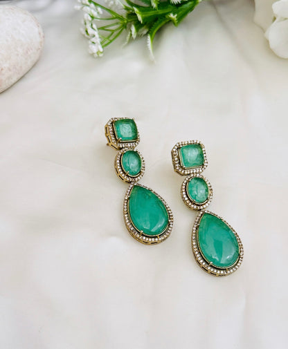 Mia Earrings set