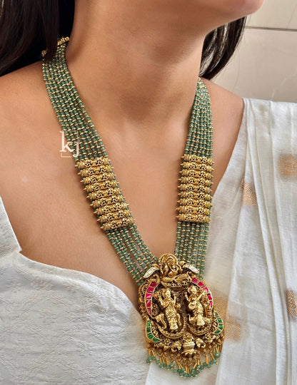 Vina pendant set