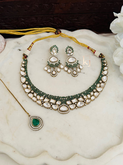 Nyah necklace set