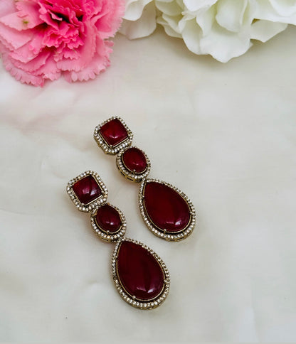 Mia Earrings set